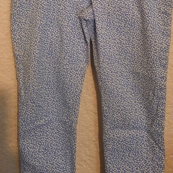 Michael Kors Izzy Skinny Crop Jeans Blue/White Mini Floral Print Sz 12P - Picture 3 of 7